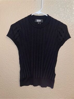 DKNY Black Ribbed Crewneck Knit Top